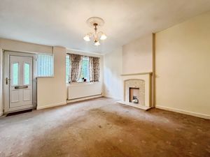 Living room- click for photo gallery